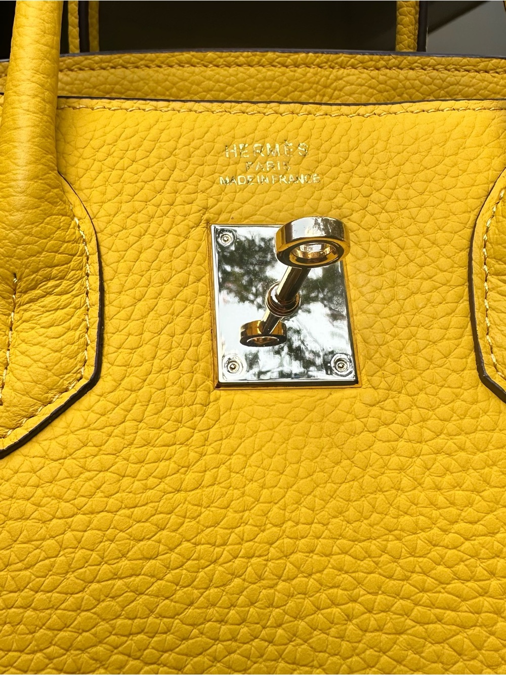 INSPIRED Togo Leather Structured Tote in Vibrant Yellow - Size 35 GOLD Hardware - Picture 4 of 15